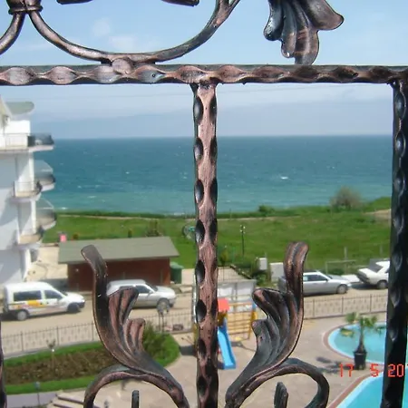 Laguna Beach Rawda